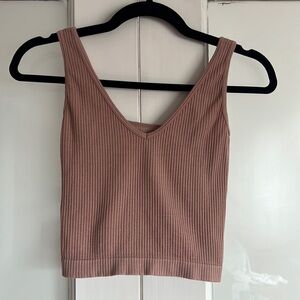 Stretchy ribbed tank top